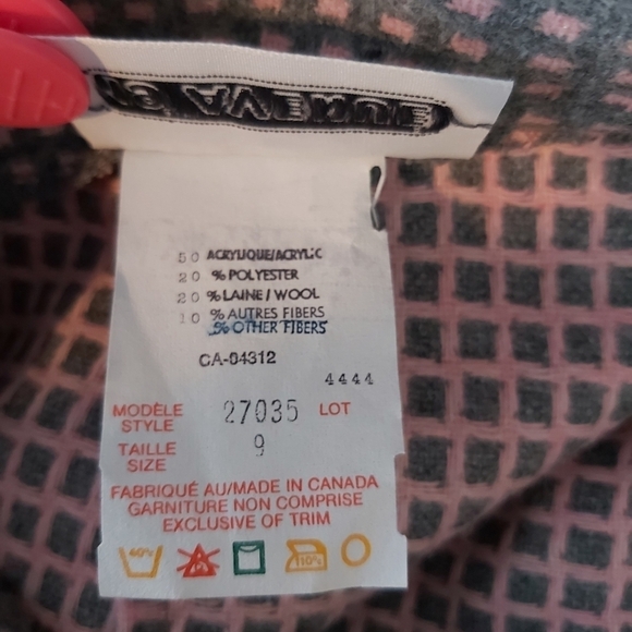 𝅺Vintage woolblend gray and pink high waisted maxi skirt Madenin Canada Size 9 - Picture 9 of 9